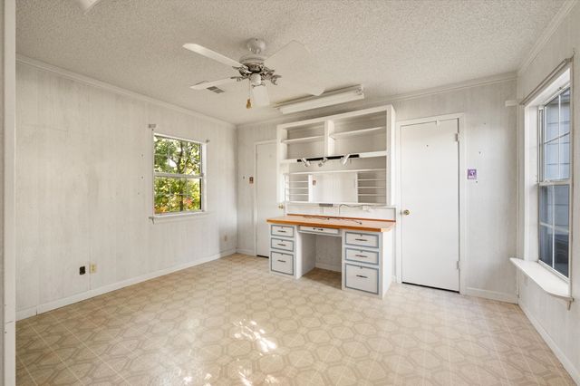 4010 Texas Drive, Dallas, TX 75211