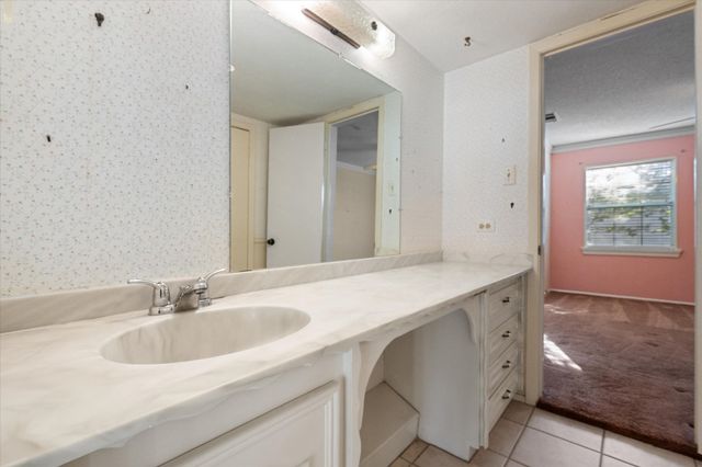 4010 Texas Drive, Dallas, TX 75211