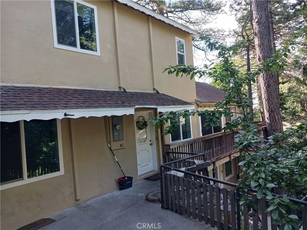 23304 Crest Forest, Crestline, CA 92325
