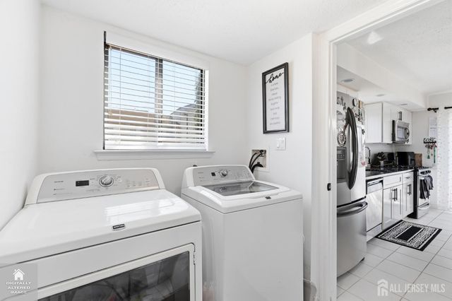 9 Talbot Street, Franklin, NJ 08873