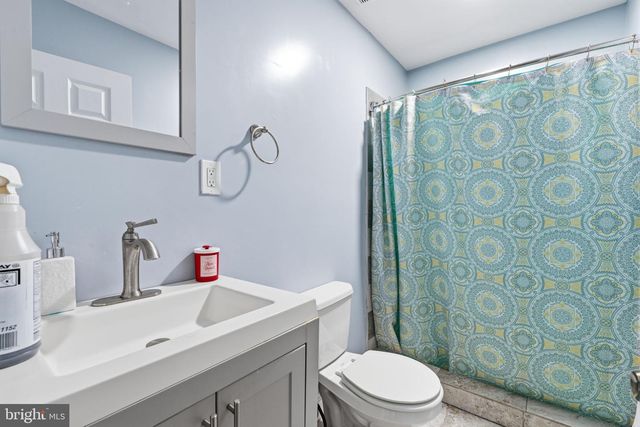 433 W SOMERSET ST, Philadelphia, PA 19133