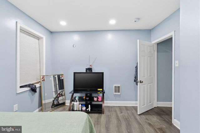 433 W SOMERSET ST, Philadelphia, PA 19133