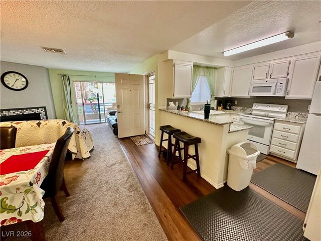 2221 Bay Club Drive 102, Laughlin, NV 89029