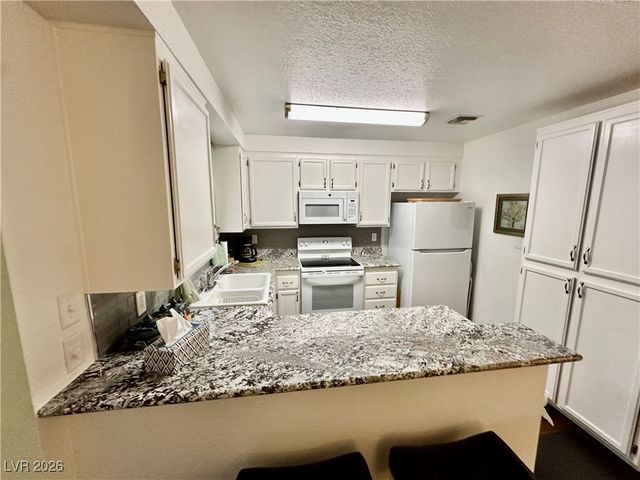 2221 Bay Club Drive 102, Laughlin, NV 89029