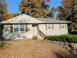 3219 Vest Avenue, Independence, MO 64055