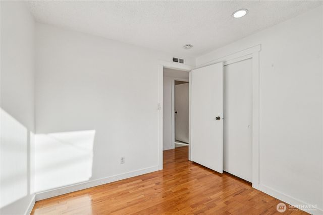 2434 SW 328th Street, Federal Way, WA 98023