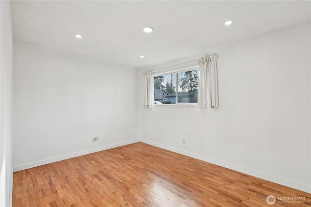 2434 SW 328th Street, Federal Way, WA 98023