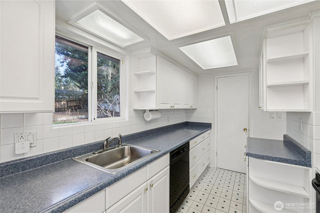 2434 SW 328th Street, Federal Way, WA 98023