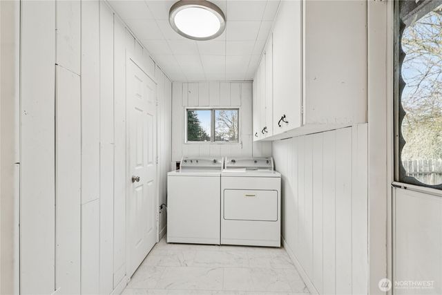 2434 SW 328th Street, Federal Way, WA 98023