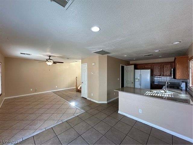 9510 Diamond Bridge Avenue, Las Vegas, NV 89166