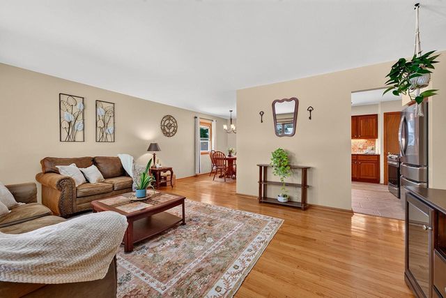 8020 49th AVENUE, Kenosha, WI 53142