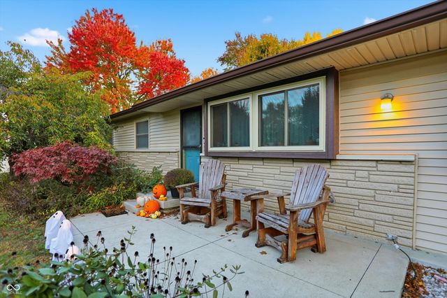 7535 S Haven Court, Indianapolis, IN 46217