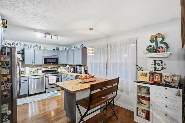 7535 S Haven Court, Indianapolis, IN 46217