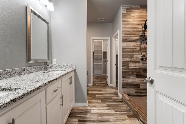 10303 Ave W, Lubbock, TX 79423