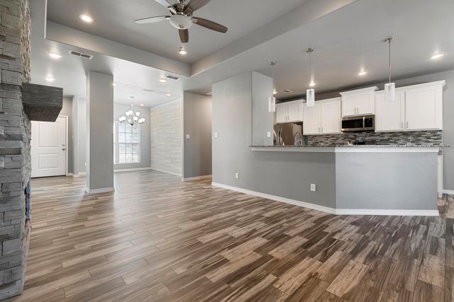 10303 Ave W, Lubbock, TX 79423