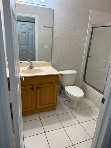 821 Pipers Cay Drive, West Palm Beach, FL 33415