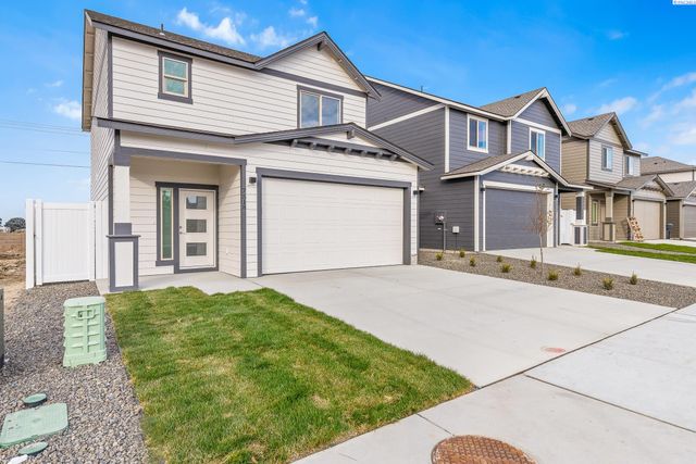 7518 Grapevine Ct, West Richland, WA 99353