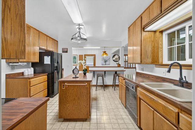 760 Orange St, Yuba City, CA 95991