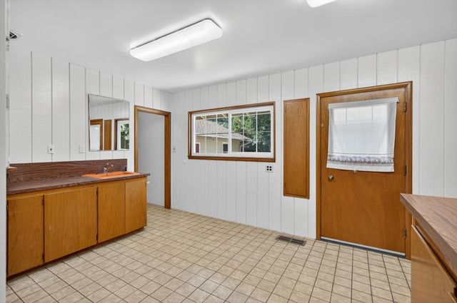 760 Orange St, Yuba City, CA 95991