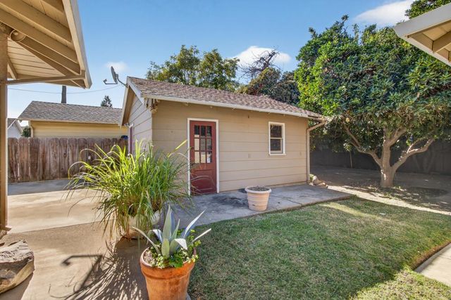 760 Orange St, Yuba City, CA 95991