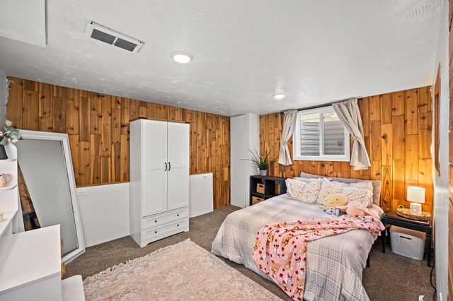 6020 N Douglas Dr, Spokane, WA 99205