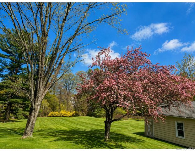 453 Smith Ridge Road, South Salem, NY 10590