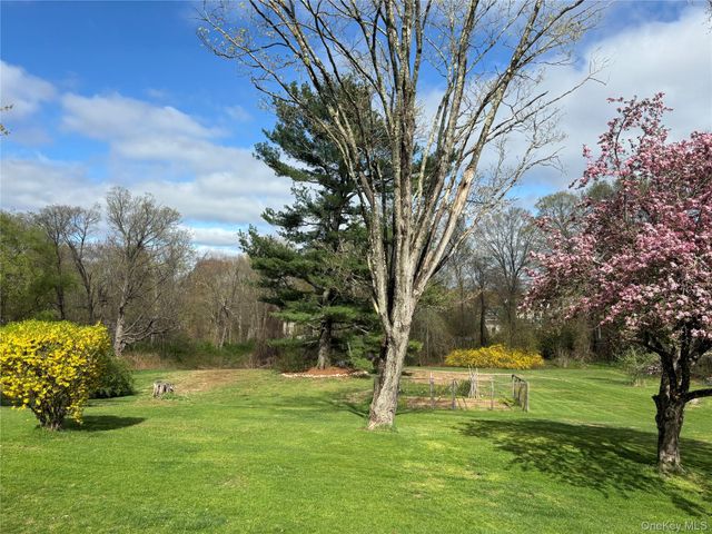 453 Smith Ridge Road, South Salem, NY 10590