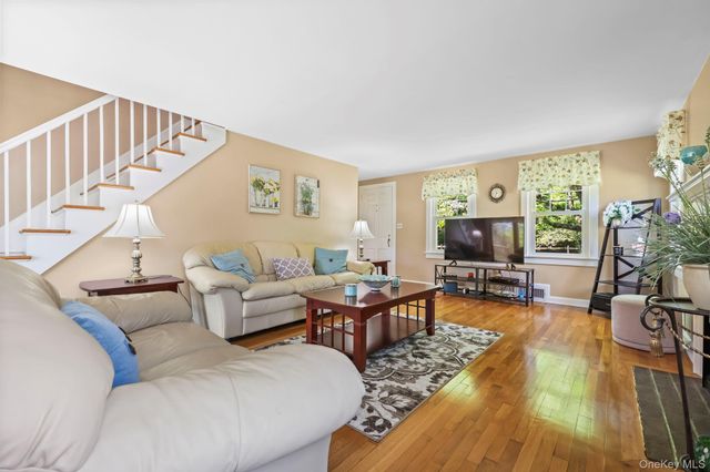 453 Smith Ridge Road, South Salem, NY 10590