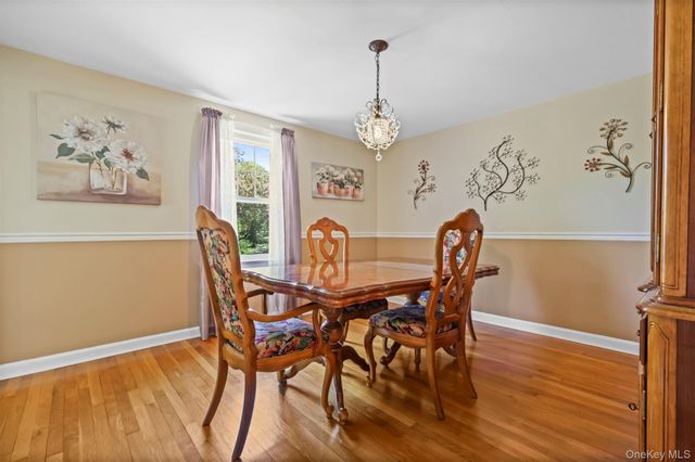 453 Smith Ridge Road, South Salem, NY 10590