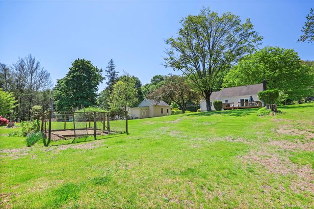 453 Smith Ridge Road, South Salem, NY 10590