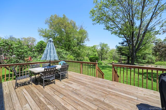 453 Smith Ridge Road, South Salem, NY 10590