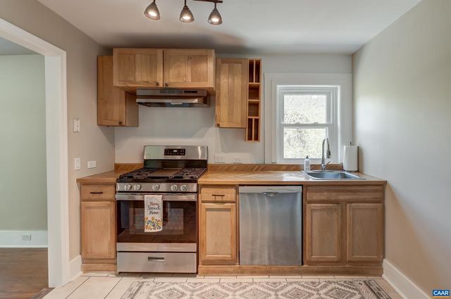 4229 EARLYSVILLE RD, Earlysville, VA 22936
