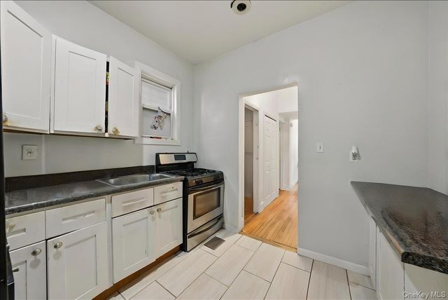 460 S 1st Avenue, Mount Vernon, NY 10550