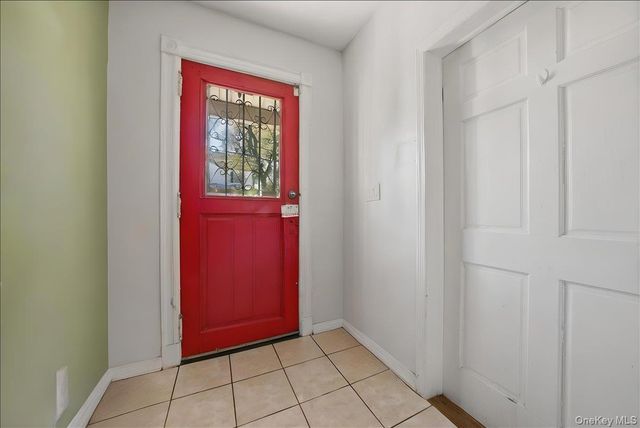 460 S 1st Avenue, Mount Vernon, NY 10550