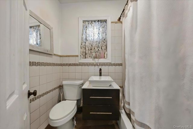 460 S 1st Avenue, Mount Vernon, NY 10550
