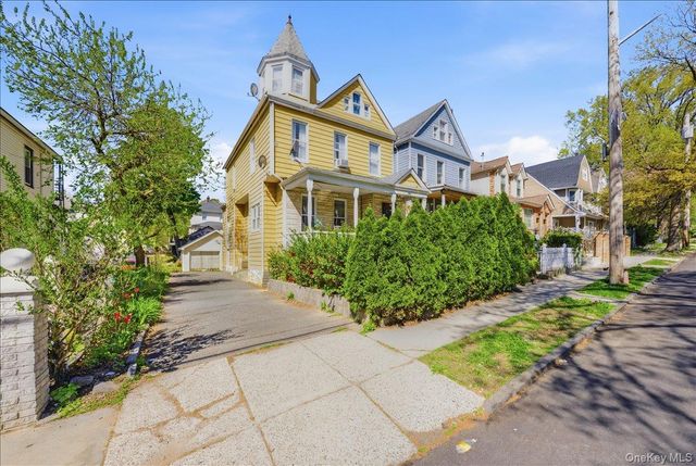 460 S 1st Avenue, Mount Vernon, NY 10550