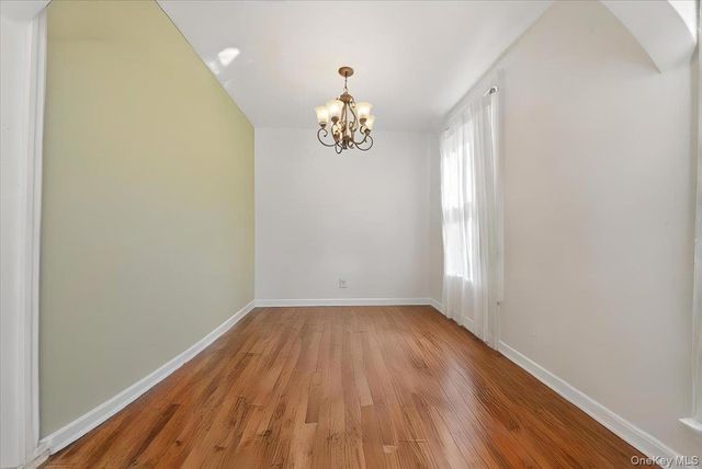 460 S 1st Avenue, Mount Vernon, NY 10550