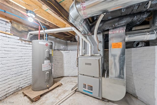 2276 W 41st Street, Cleveland, OH 44113