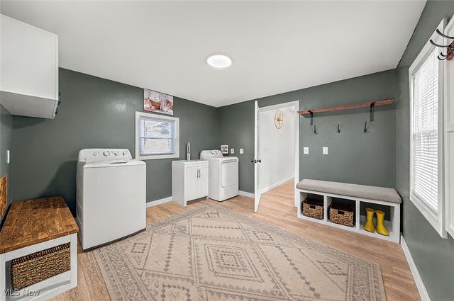 2276 W 41st Street, Cleveland, OH 44113