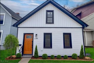 2276 W 41st Street, Cleveland, OH 44113