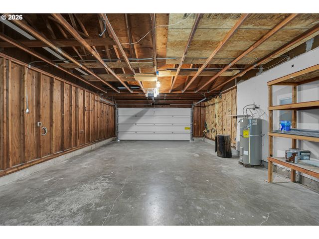 1829 Ne 23rd Ct, Hillsboro, OR 97124