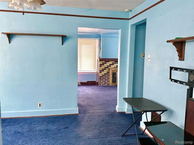 2135 Rome Avenue, Warren, MI 48091