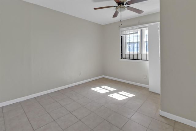 5313 Gayla Lane, Baytown, TX 77521