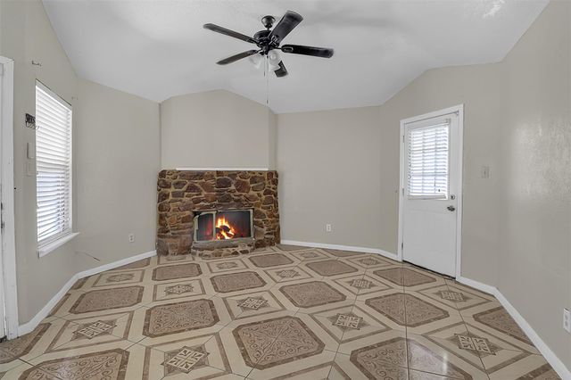5313 Gayla Lane, Baytown, TX 77521