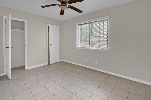 5313 Gayla Lane, Baytown, TX 77521