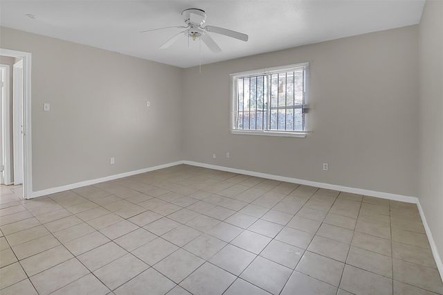 5313 Gayla Lane, Baytown, TX 77521