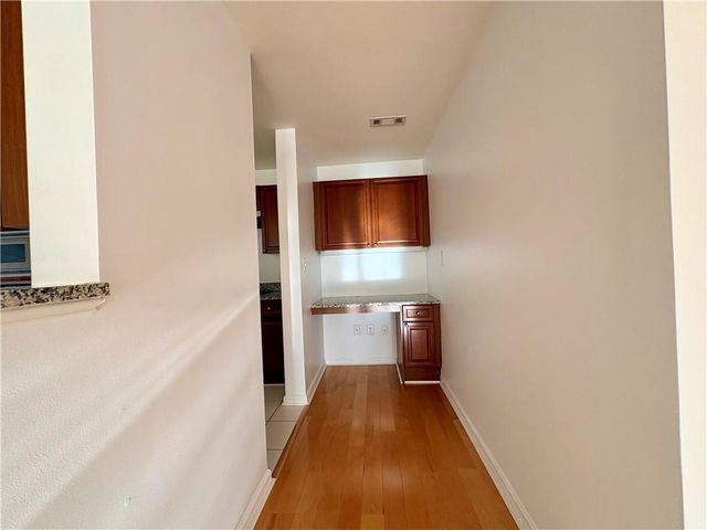 3275 Lenox Road NE 412, Atlanta, GA 30324