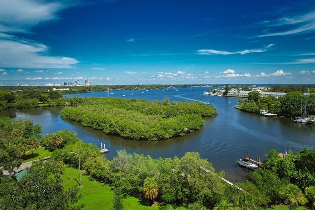 430 39TH AVENUE S, St Petersburg, FL 33705