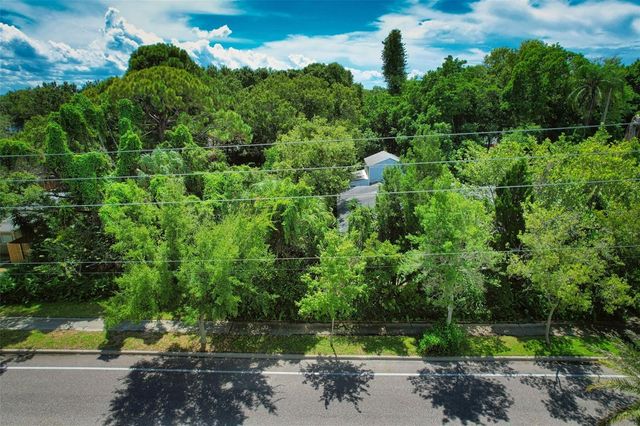 430 39TH AVENUE S, St Petersburg, FL 33705