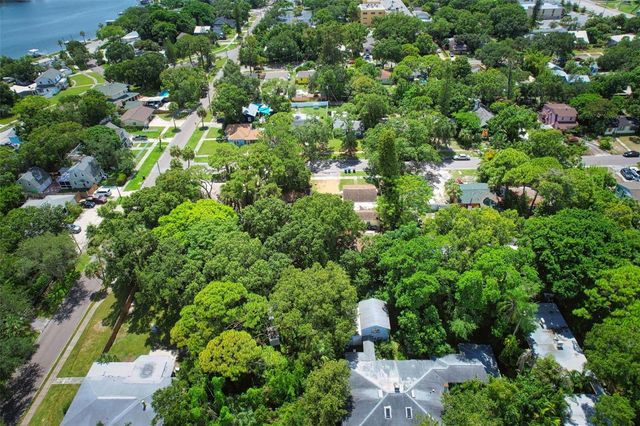 430 39TH AVENUE S, St Petersburg, FL 33705